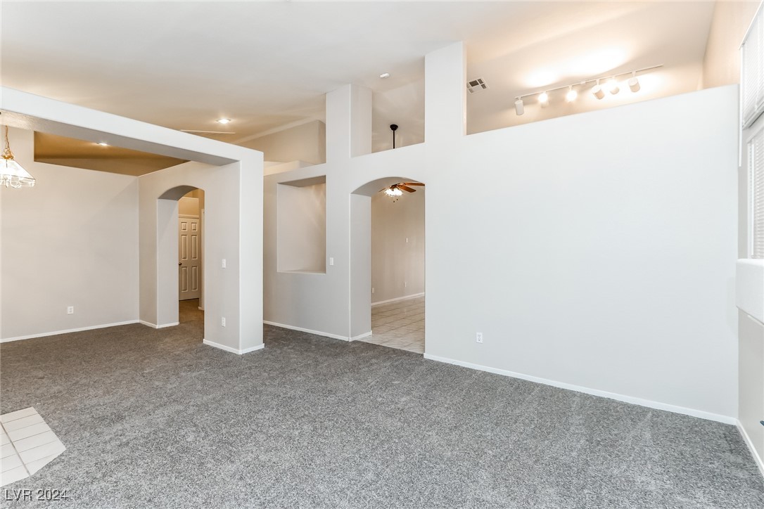 923 Longshanks Road Henderson, NV 89015 - Photo 8 of 21 Gallery Image 8