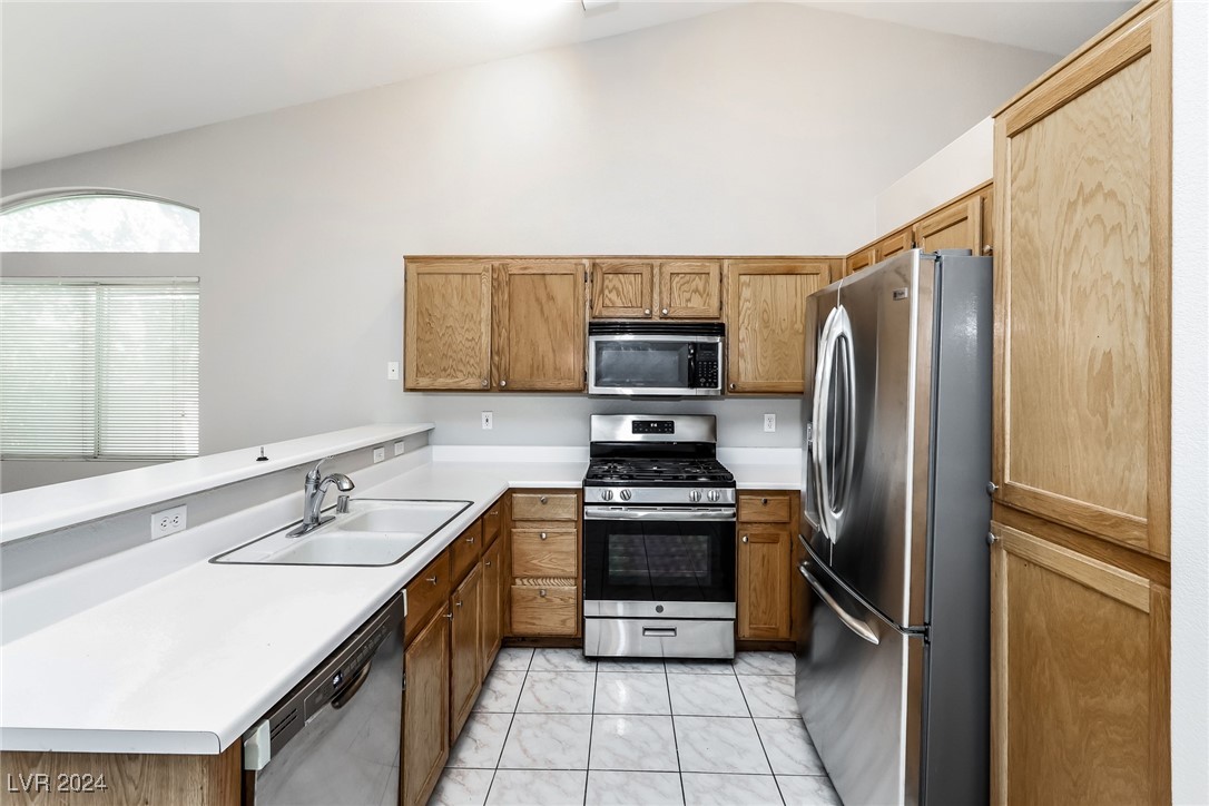 923 Longshanks Road Henderson, NV 89015 - Photo 9 of 21 Gallery Image 9