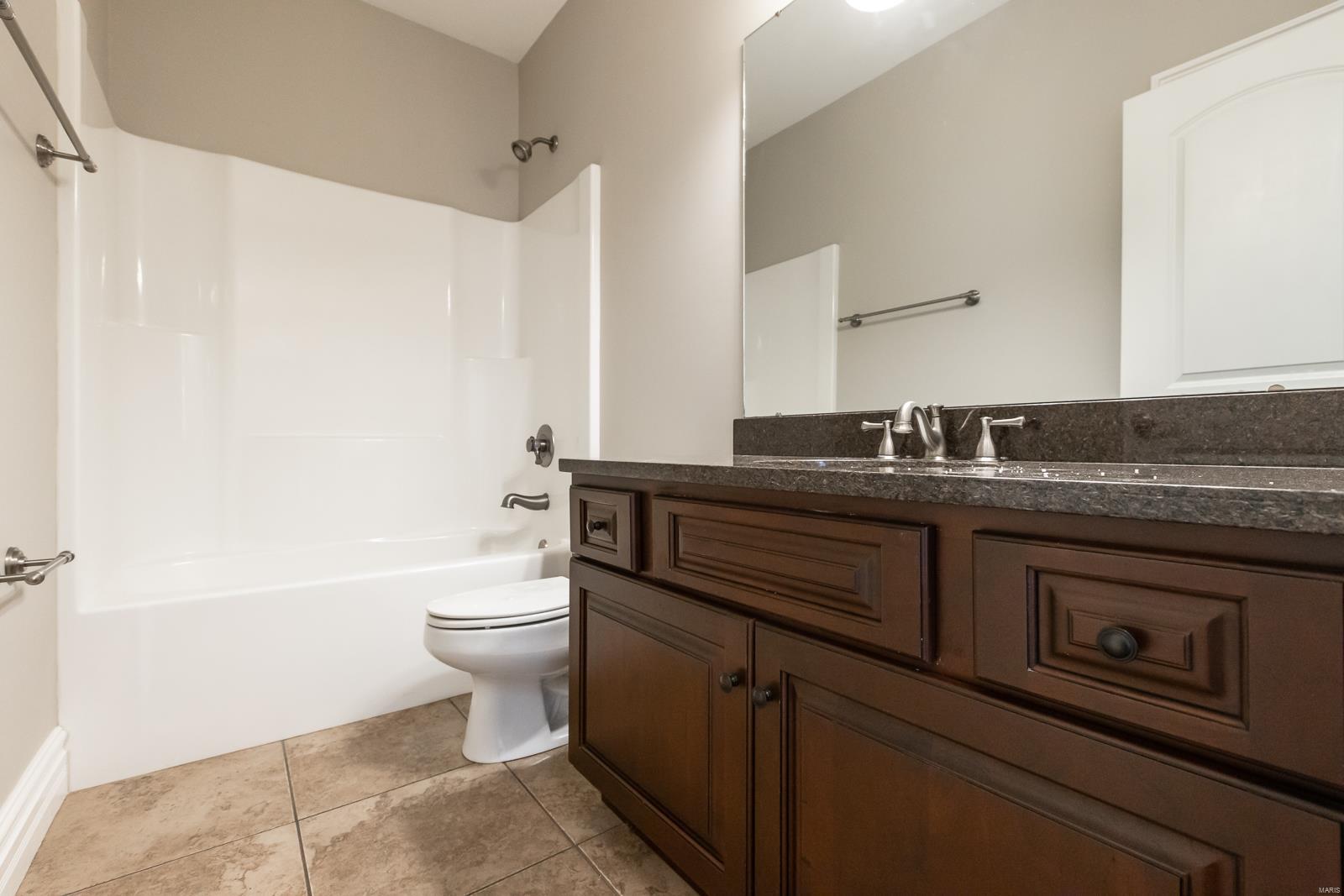 7412 Creek Ridge Lane Edwardsville, IL 62025 - Photo 27 of 47 Gallery Image 27