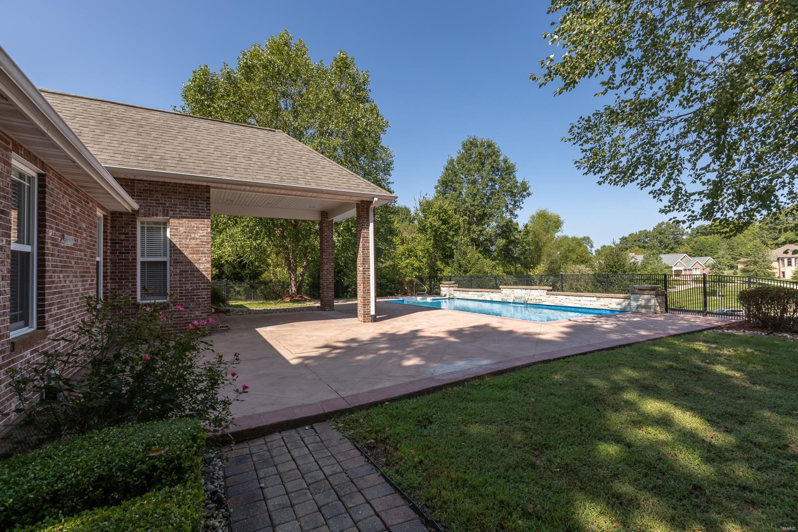 7412 Creek Ridge Lane Edwardsville, IL 62025 - Photo 8 of 47 Gallery Image 8