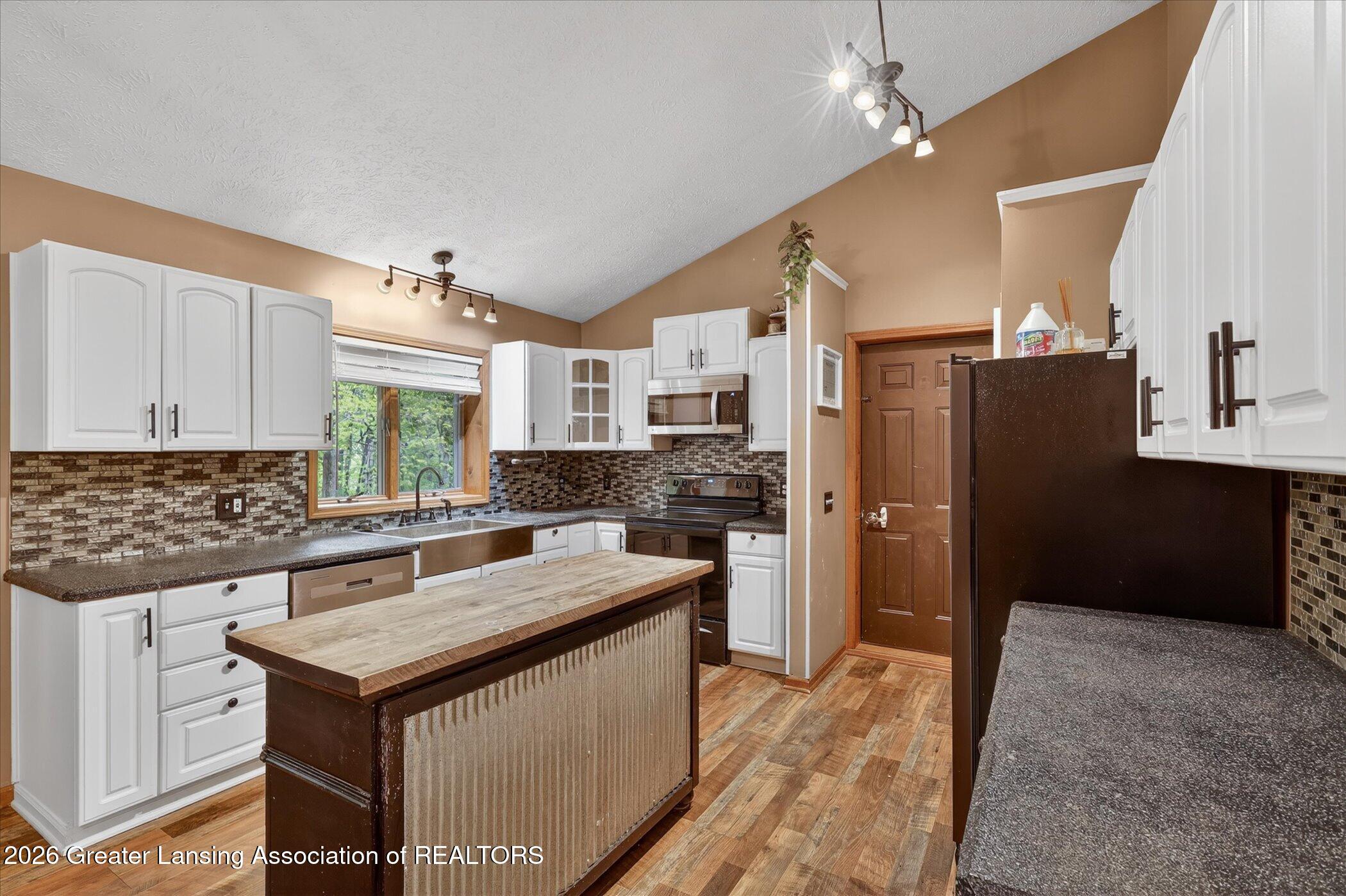 6951 Lyons Road Portland, MI 48875 - Photo 19 of 58 20-6951-Lyons-Rd-WindowStill