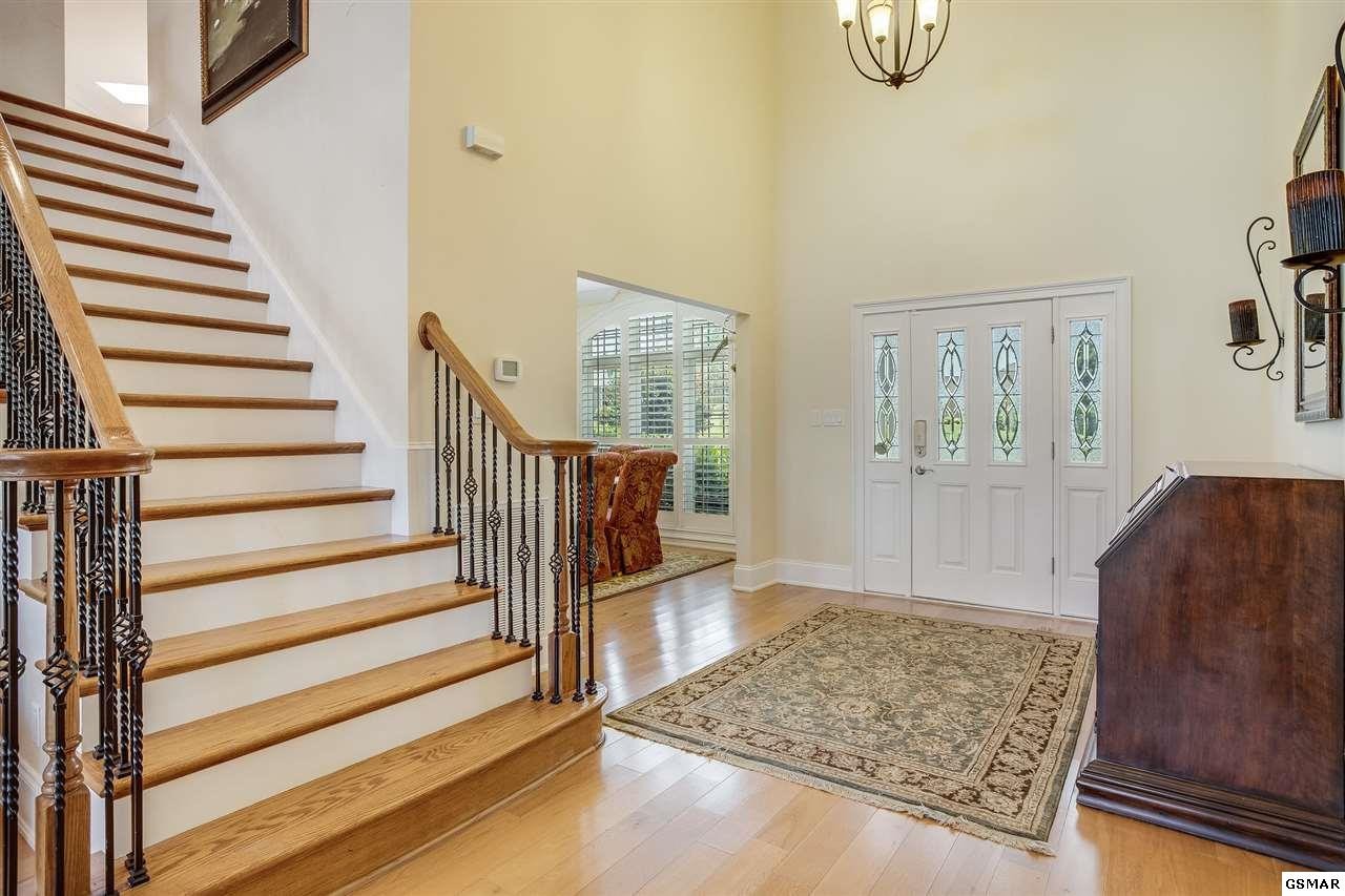 2016 James Road Sevierville, TN 37876 - Photo 3 of 32 Gallery Image 3
