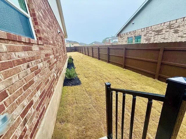 $2,595 | 1724 Four Waters Loop, Georgetown, TX 78628