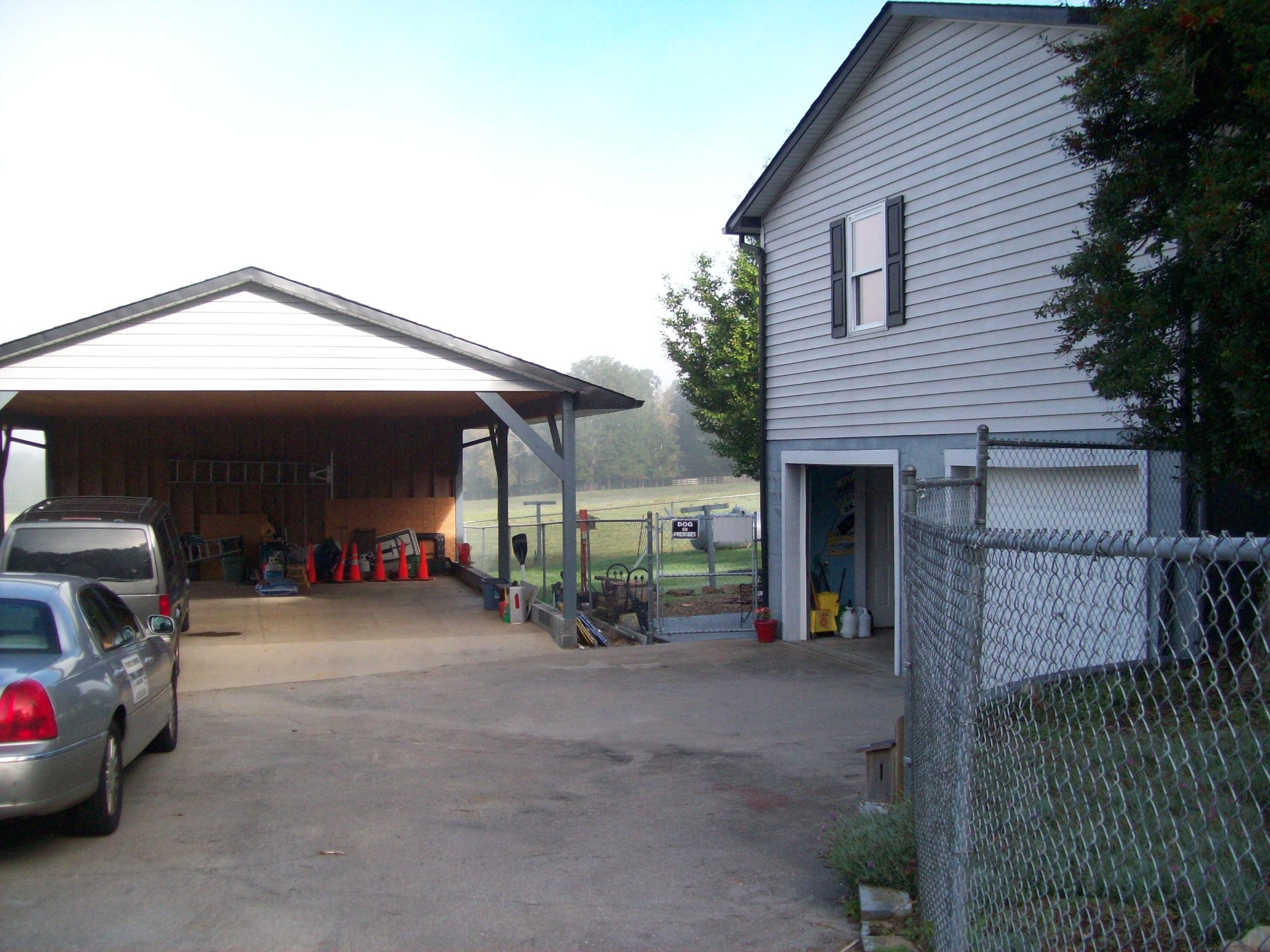 Carport plus garage