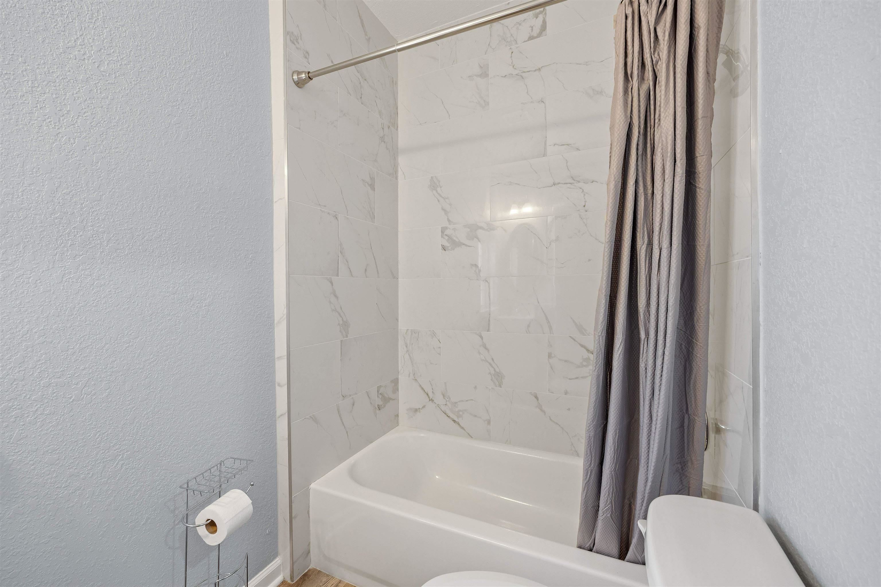 802 Old Bainbridge Road Tallahassee, FL 32303 - Photo 6 of 9