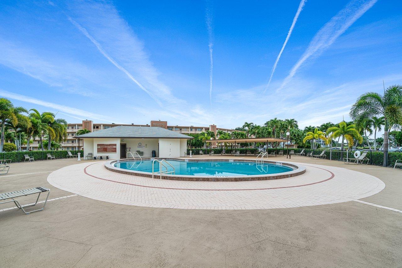 1049 Newcastle A Boca Raton, FL 33434 - Photo 19 of 19 021-1049NewcastleC-BocaRaton-FL-33434-SM