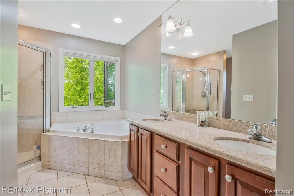 5656 Golf Club Road Howell, MI 48843 - Photo 14 of 30 Gallery Image 14