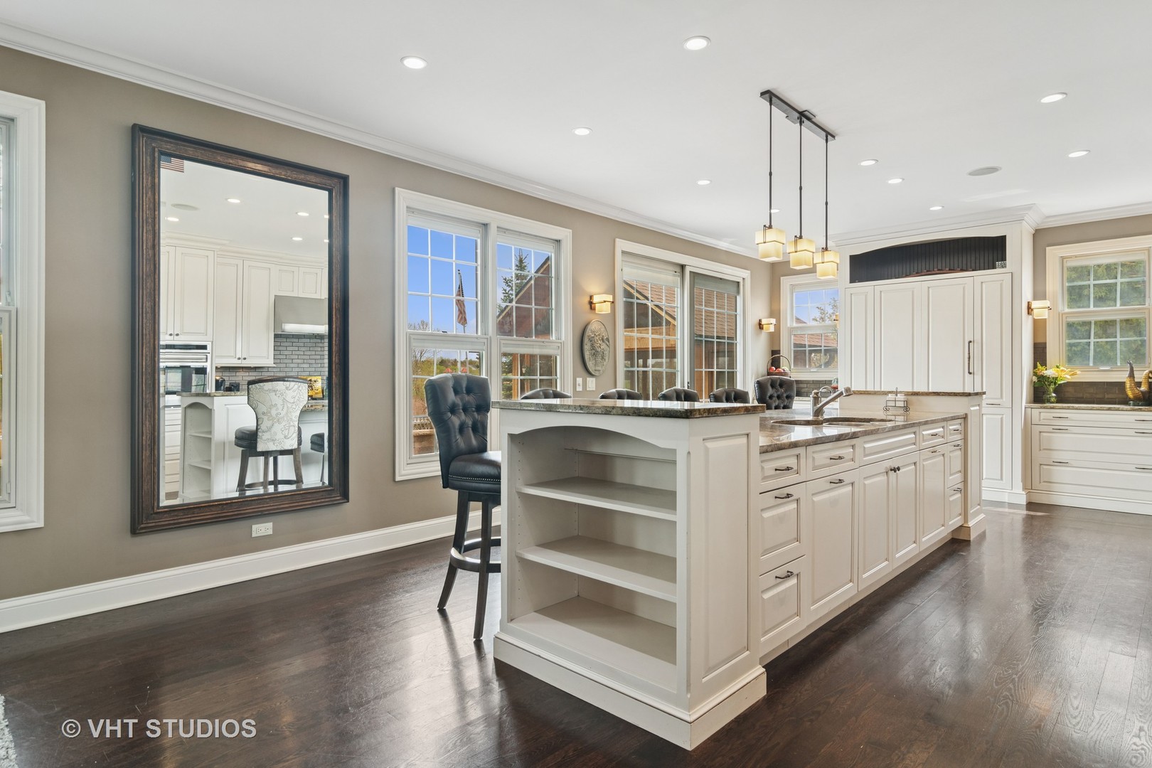 675 Riley Lane Lake Zurich, IL 60047 - Photo 6 of 39 Gallery Image 6