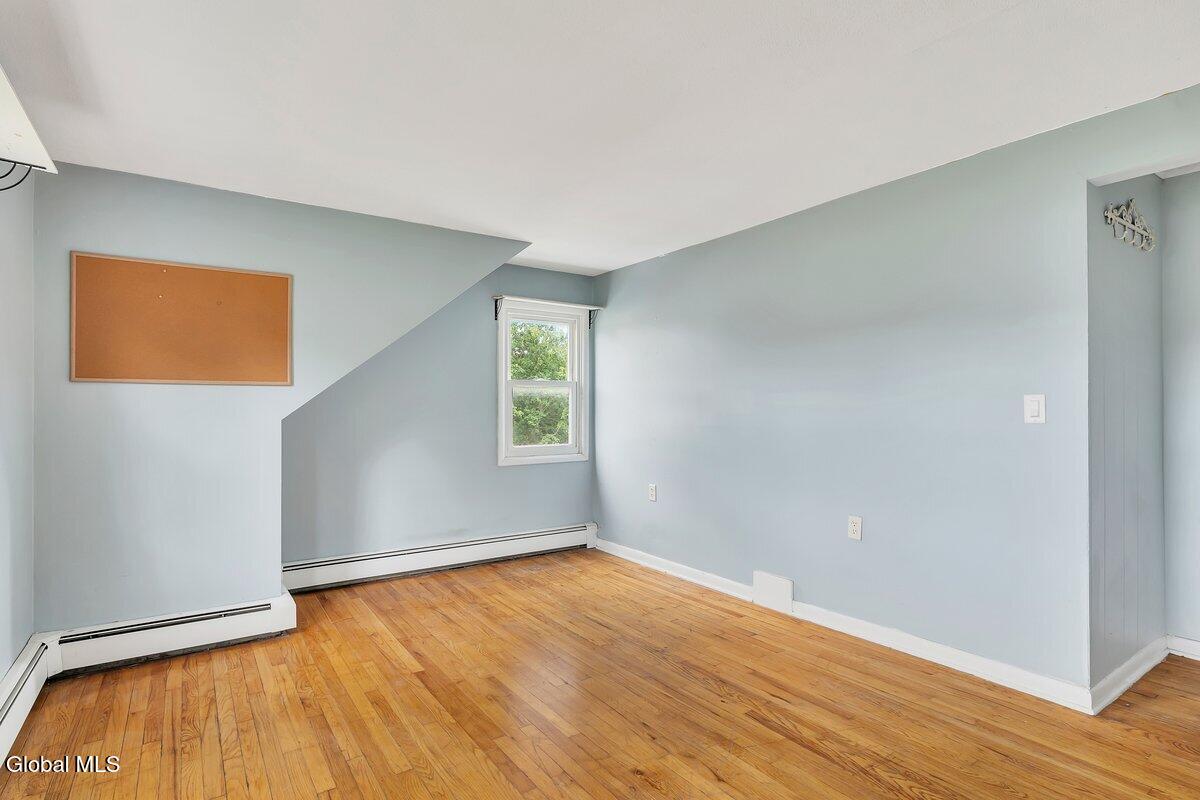 162 Consaul Road Colonie, NY 12205 - Photo 25 of 38 162 Consaul Rd-20
