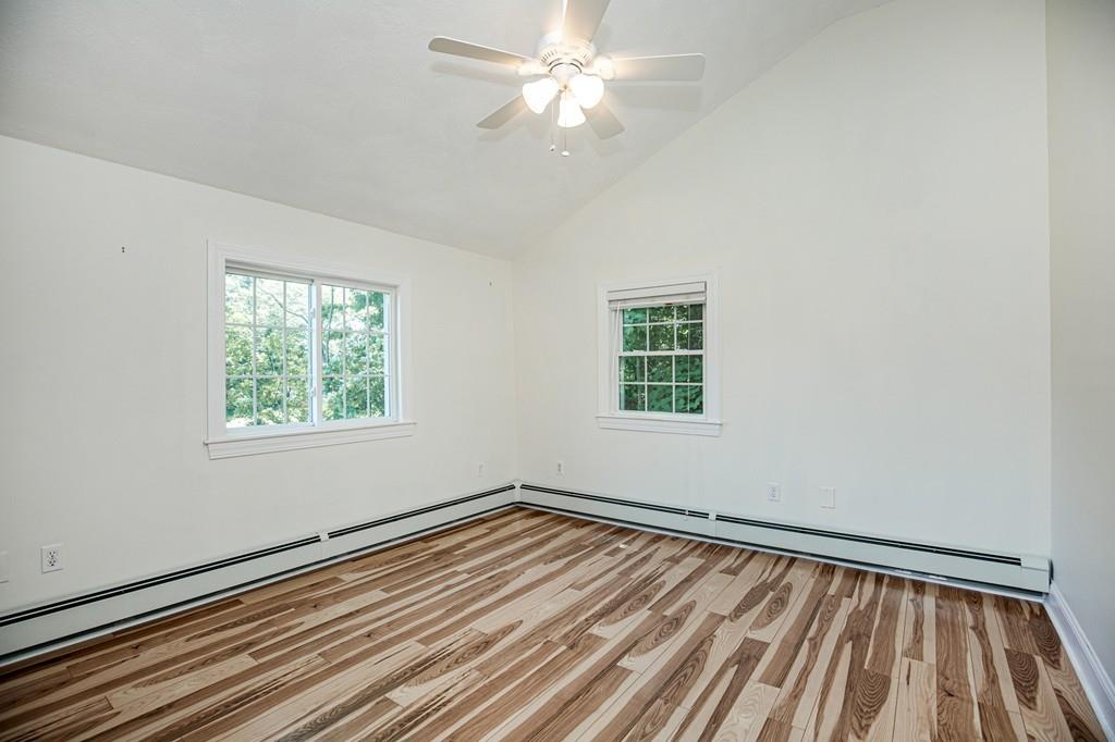 8 Oak Street Middleton, MA 01949 - Photo 11 of 28 Gallery Image 11