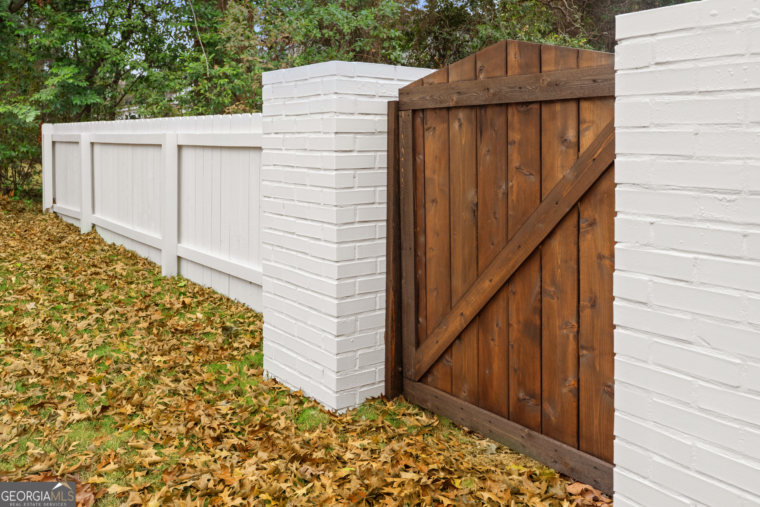 265 Springdale Street Athens, GA 30606 - Photo 39 of 43 a view of wooden fence