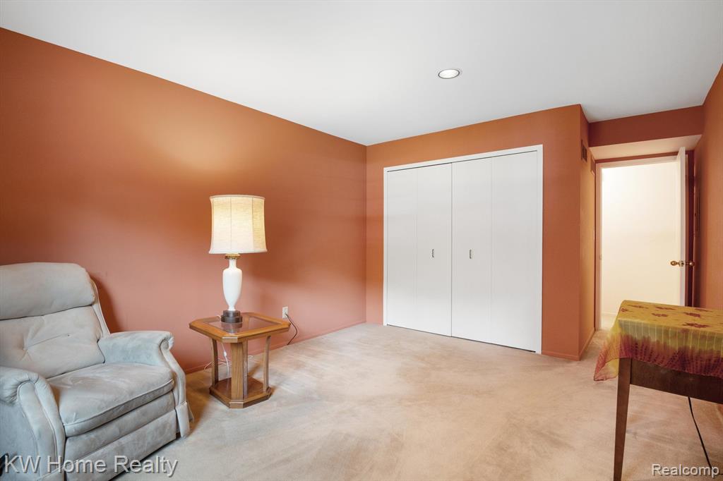 29691 Pine Ridge Circle Farmington Hills, MI 48331 - Photo 29 of 39
