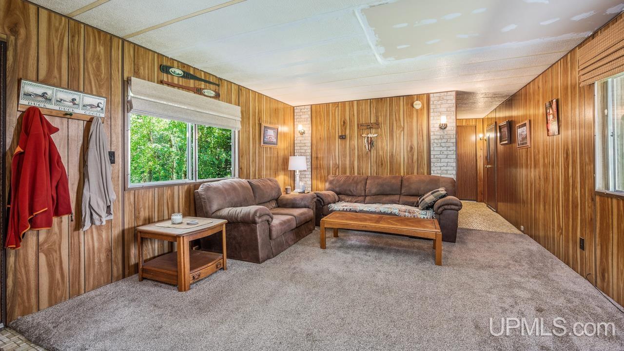 8923 25 Rd Garden Garden, MI 49835 - Photo 7 of 21