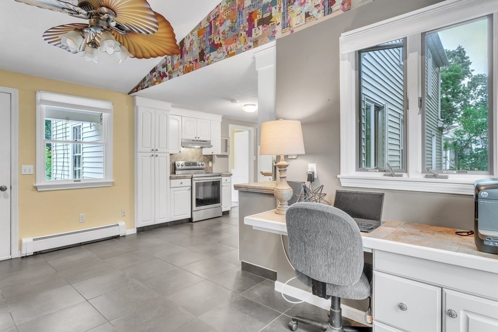 212 Burbank Road Longmeadow, MA 01106 - Photo 17 of 40 Gallery Image 17