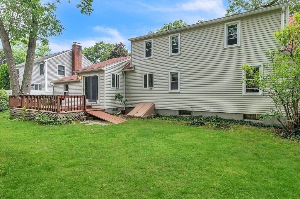 212 Burbank Road Longmeadow, MA 01106 - Photo 38 of 40 Gallery Image 38