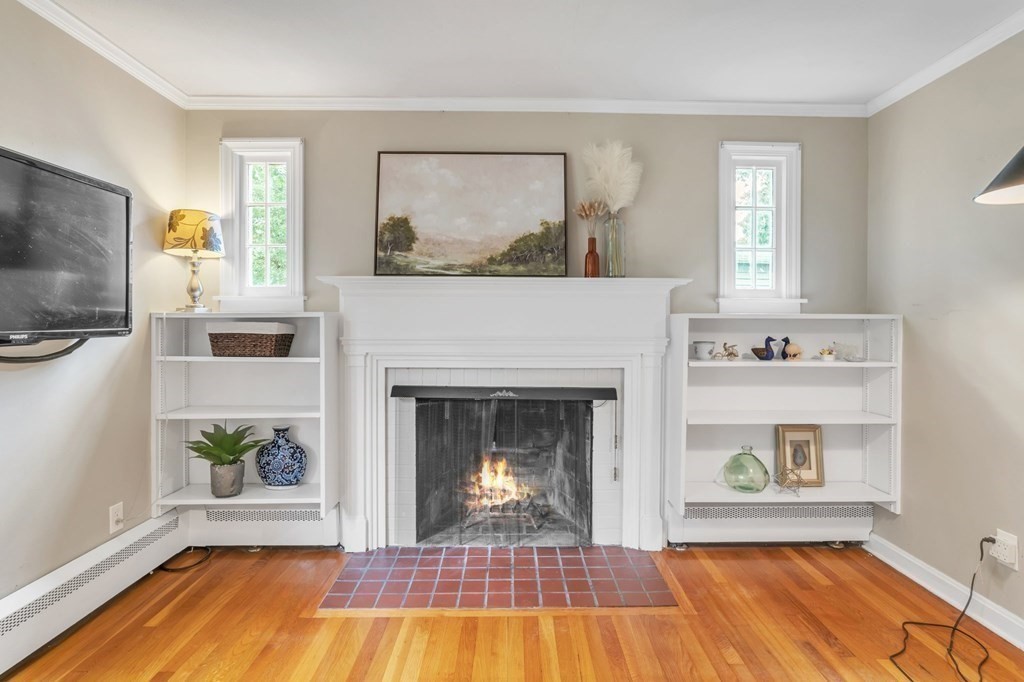 212 Burbank Road Longmeadow, MA 01106 - Photo 6 of 40 Gallery Image 6