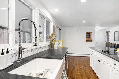 $1,295,000 | 4 Intrepid Lane, Jamestown, RI 02835