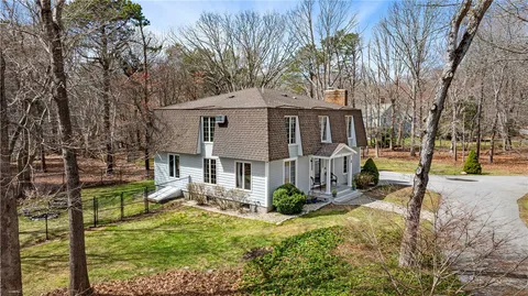 $1,295,000 | 4 Intrepid Lane, Jamestown, RI 02835