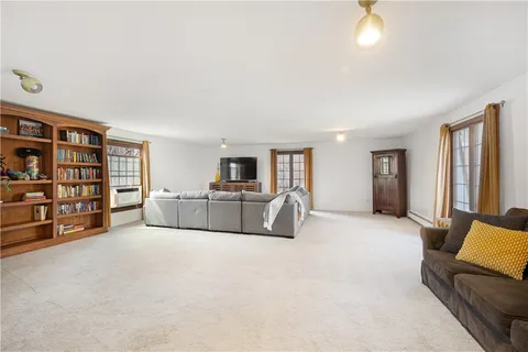 $1,295,000 | 4 Intrepid Lane, Jamestown, RI 02835