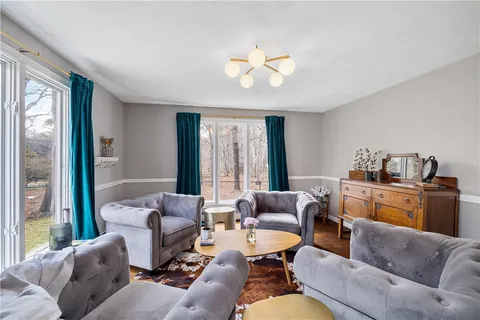 $1,295,000 | 4 Intrepid Lane, Jamestown, RI 02835