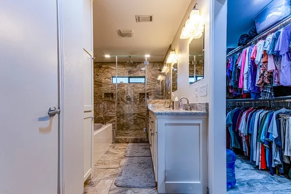 $862,400 | 1436 Indian Hill Boulevard, Livingston, TX 77351