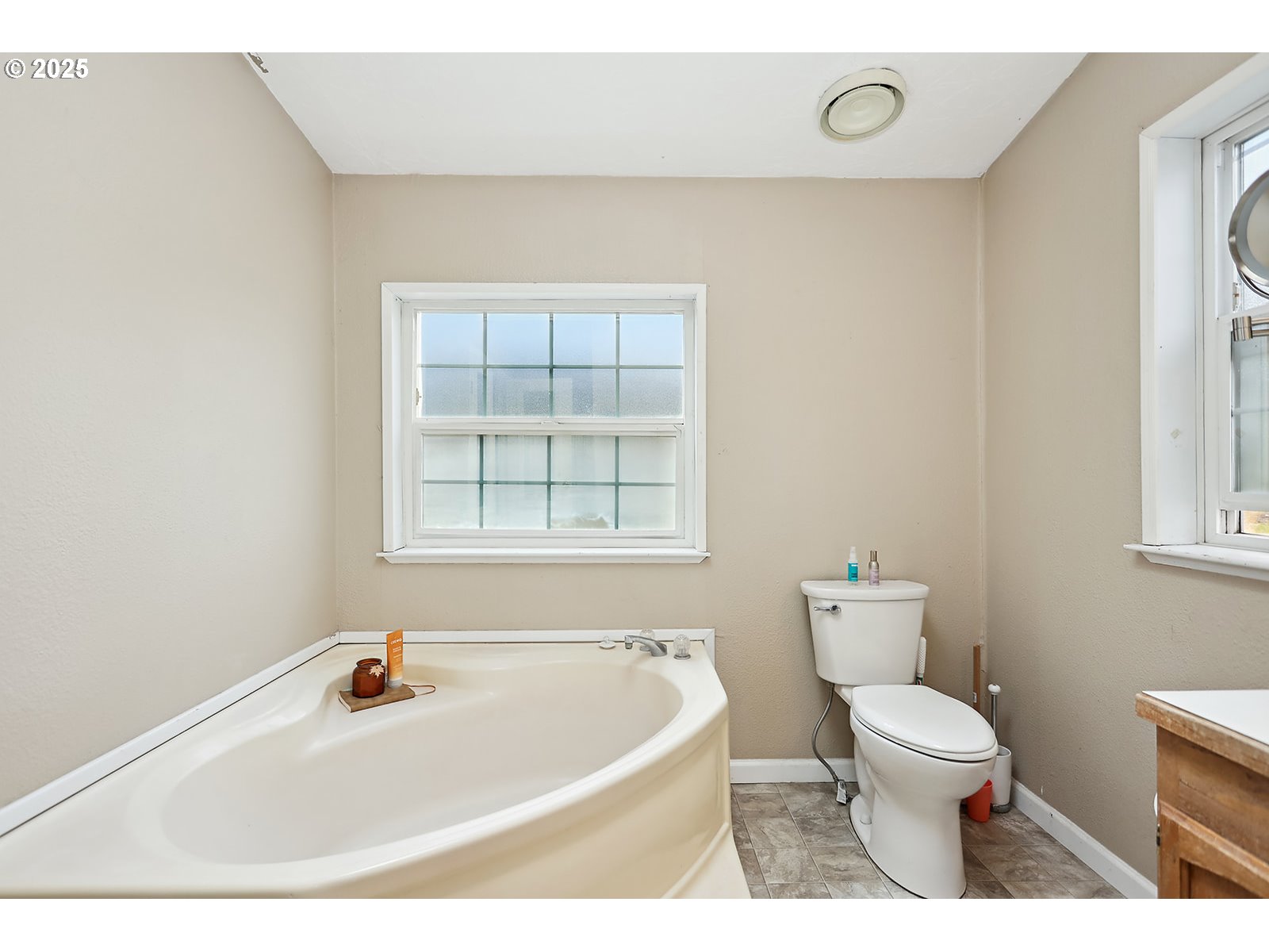 1779 State Road Mosier, OR 97040 - Photo 20 of 43 Gallery Image 20
