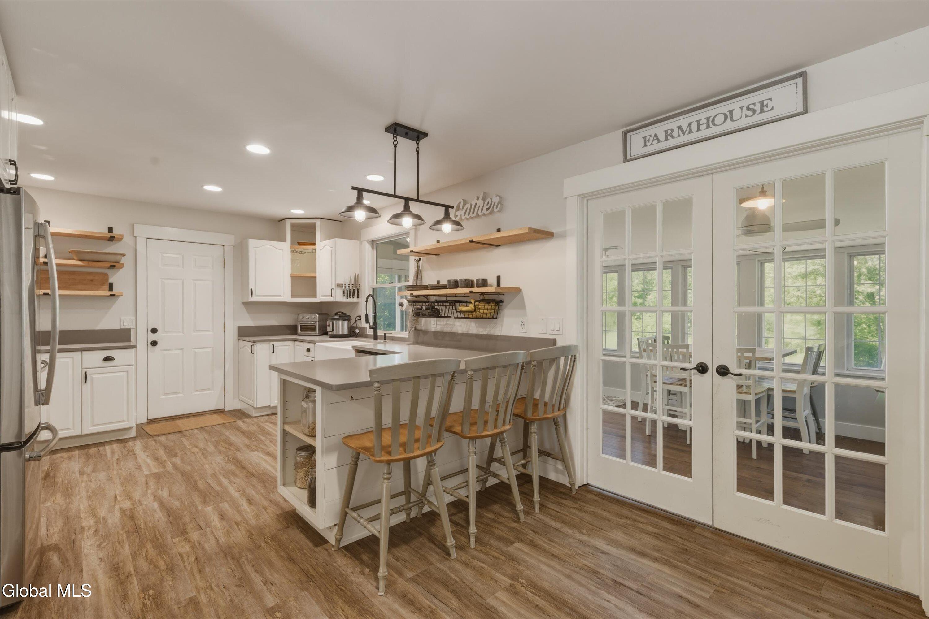 704 Tanner Road Clifton Park, NY 12065 - Photo 12 of 40 10