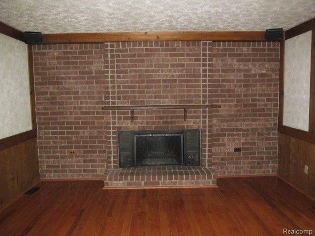 8790 Wise Road Commerce Township, MI 48382 - Photo 20 of 38 8790 WISE RD COMMERCE TWP (75).J