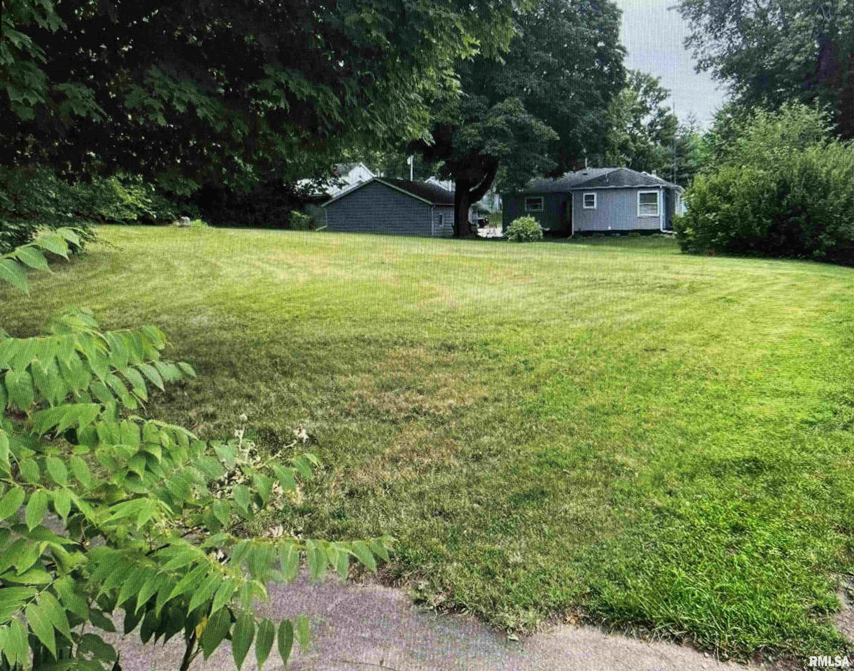 512 2nd Street Lacon, IL 61540 - Photo 2 of 3