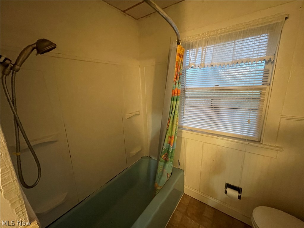 18200 Neff Road Cleveland, OH 44119 - Photo 21 of 24 Gallery Image 21