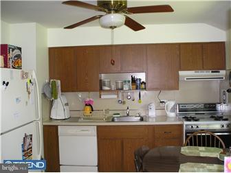 58 Bright Road Hatboro, PA 19040 - Photo 5 of 12 Kitchen