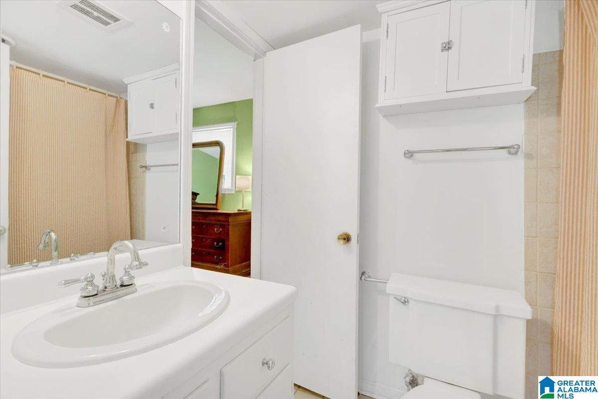 1024 Oak Grove Road Birmingham, AL 35209 - Photo 20 of 32