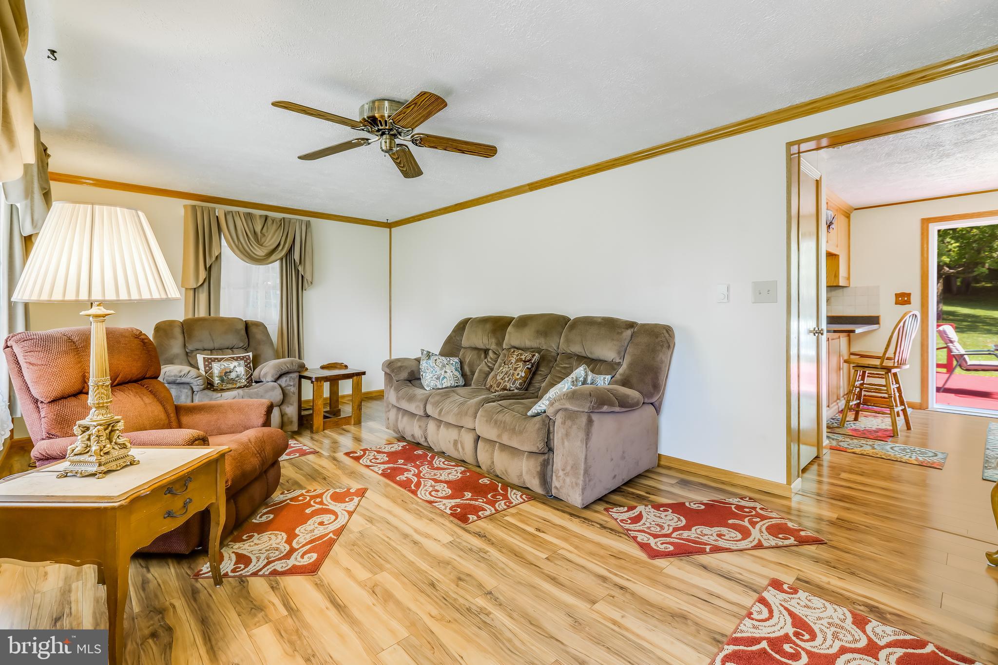 20111 Midlothian Road Midlothian, MD 21543 - Photo 8 of 29 Lovely Living Room!