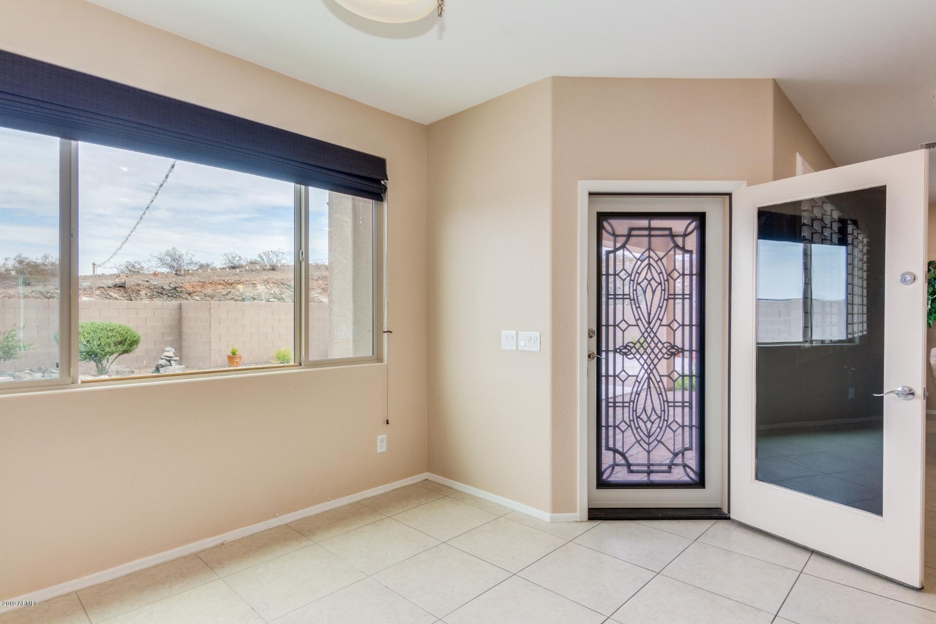 2424 West Hayduk Road Phoenix, AZ 85041 - Photo 18 of 34 0019-Hayduk (17)