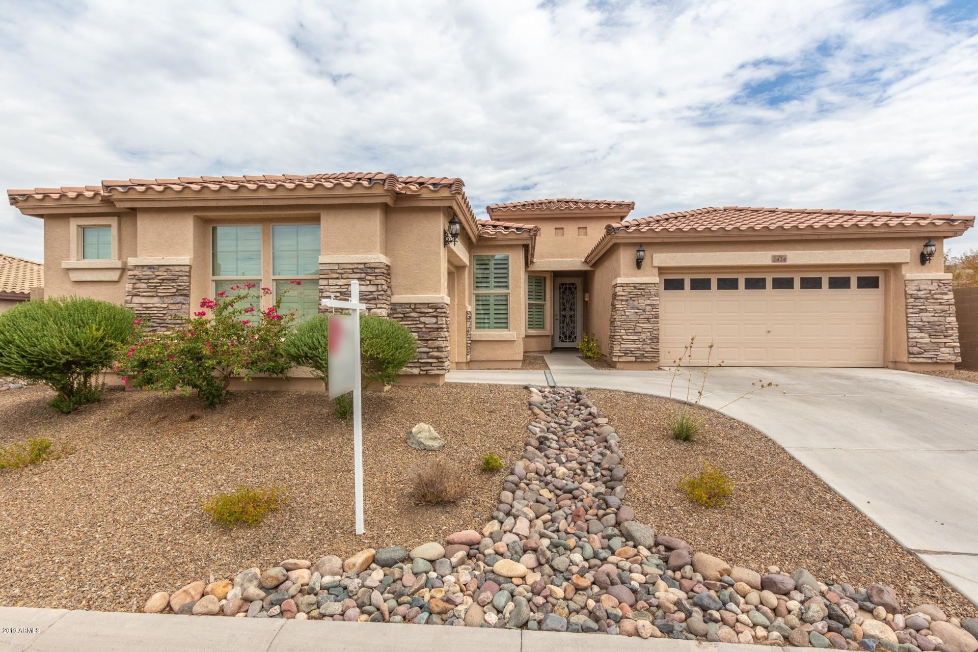 2424 West Hayduk Road Phoenix, AZ 85041 - Photo 2 of 34 0002-Hayduk (1)