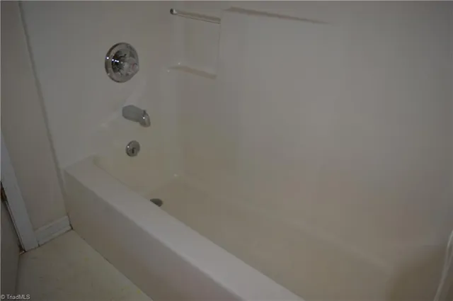 $1,200 | 771 Hamlet Road, Reidsville, NC 27320