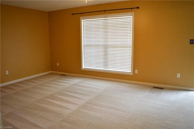 $1,200 | 771 Hamlet Road, Reidsville, NC 27320