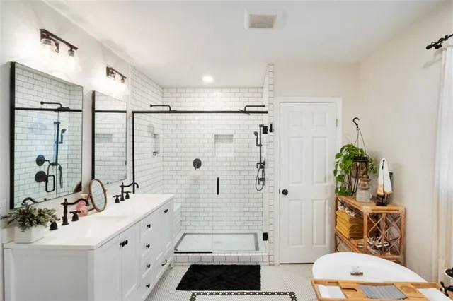 $599,900 | 180 Flint Hill Road, Aragon, GA 30104