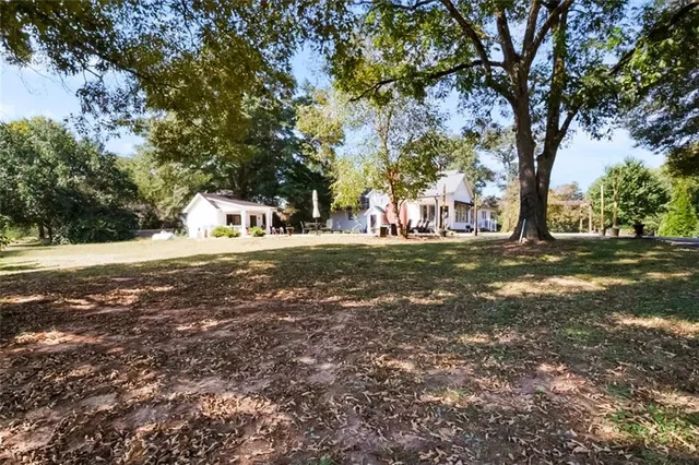 $599,900 | 180 Flint Hill Road, Aragon, GA 30104