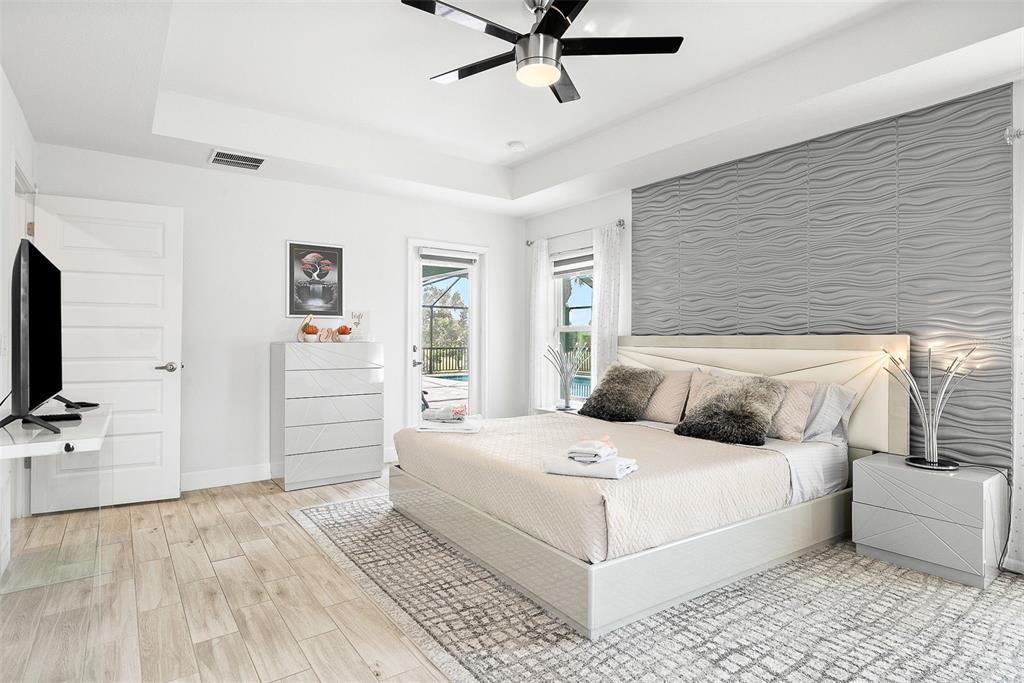 240 Caddy Road Rotonda West, FL 33947 - Photo 13 of 32