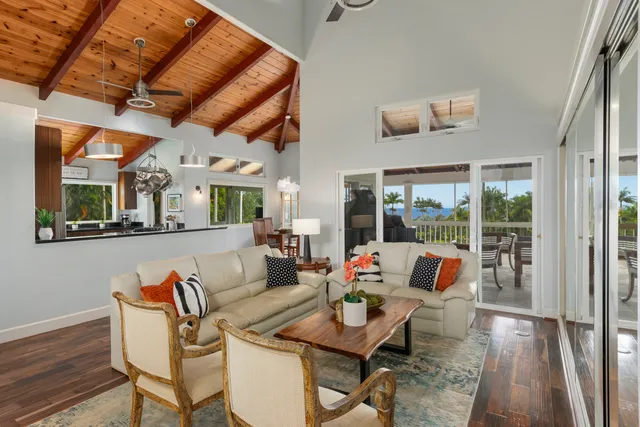 $2,250,000 | 29-2115 Old Mamalahoa Highway, Hakalau, HI 96781