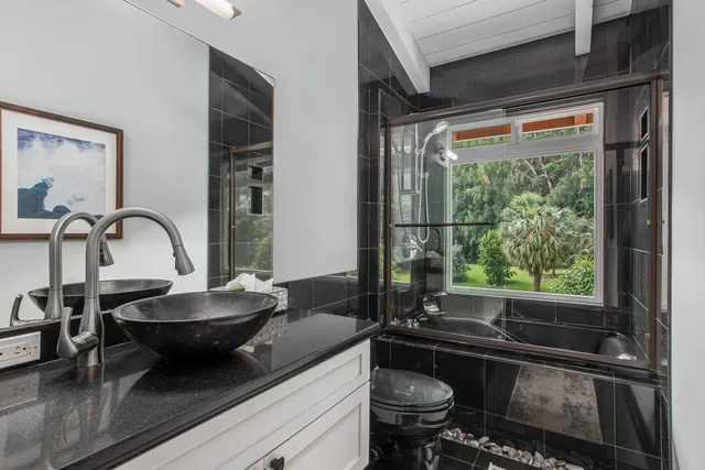 $2,250,000 | 29-2115 Old Mamalahoa Highway, Hakalau, HI 96781