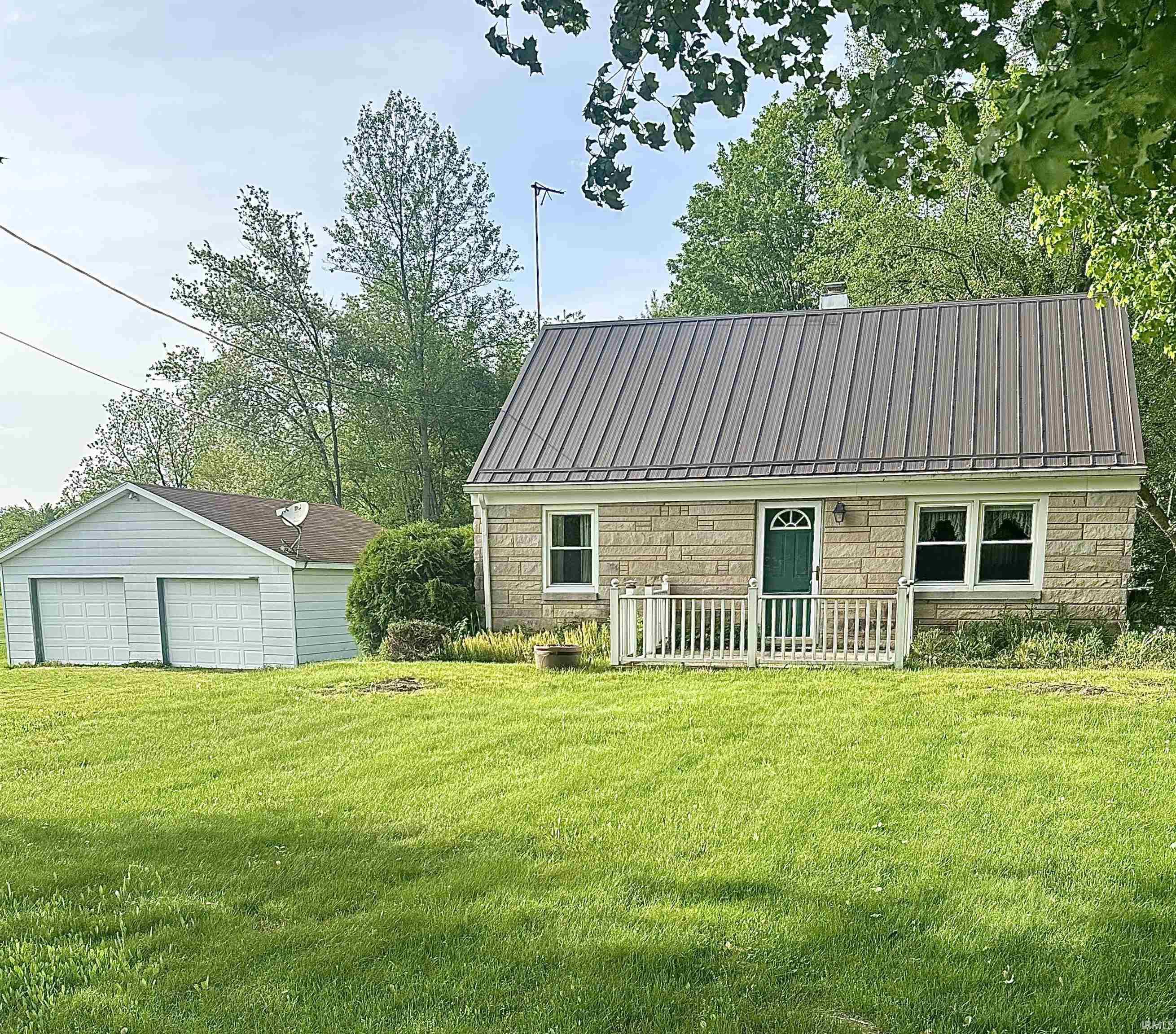 21929 Riley Road Lakeville, IN 46536 - Photo 1 of 18 Gallery Image 1