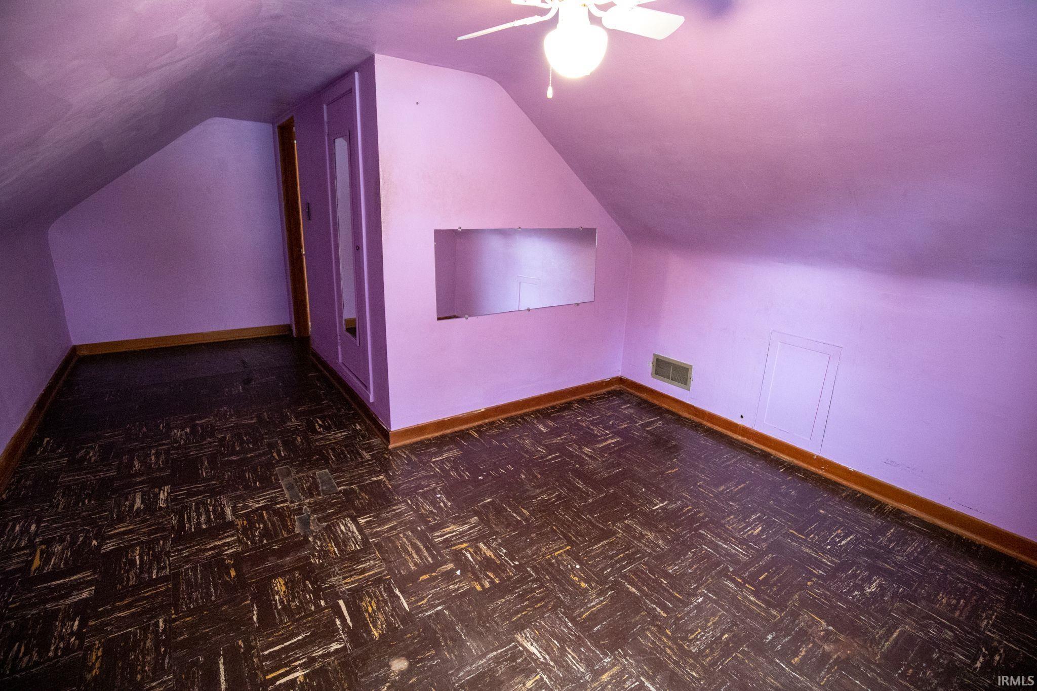 21929 Riley Road Lakeville, IN 46536 - Photo 13 of 18 Gallery Image 13