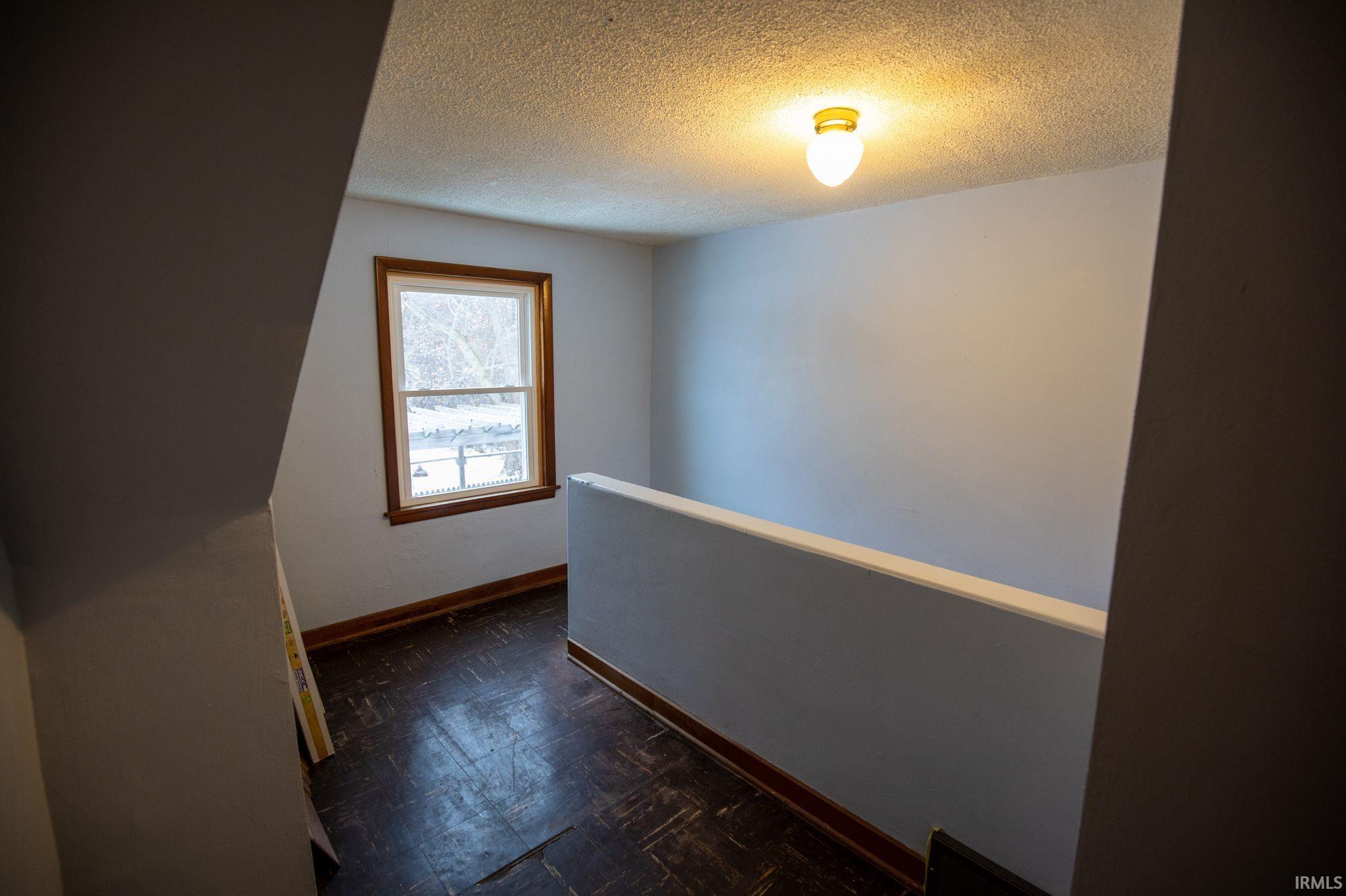 21929 Riley Road Lakeville, IN 46536 - Photo 14 of 18 Gallery Image 14