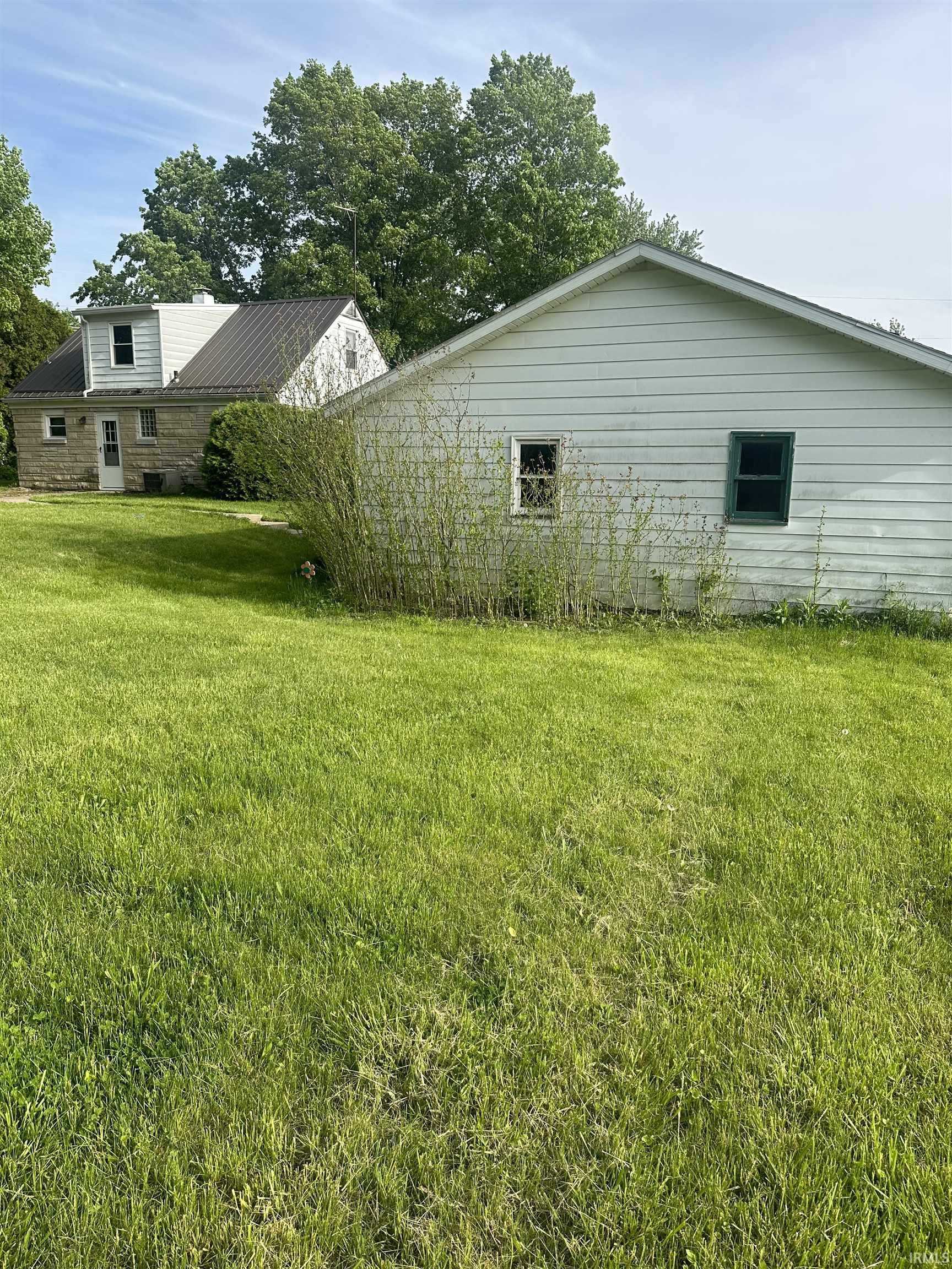 21929 Riley Road Lakeville, IN 46536 - Photo 2 of 18 Gallery Image 2