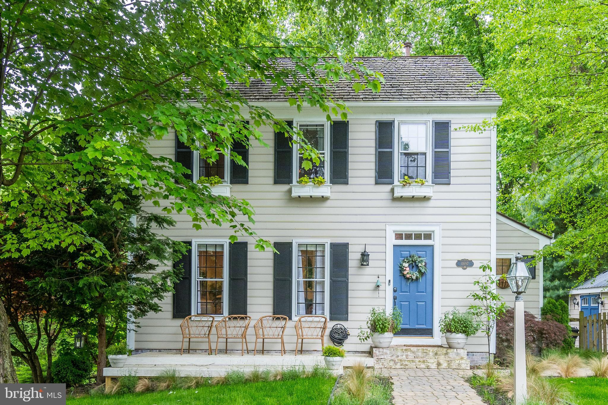 11697 Stockbridge Lane Reston, VA 20194 - Photo 1 of 34