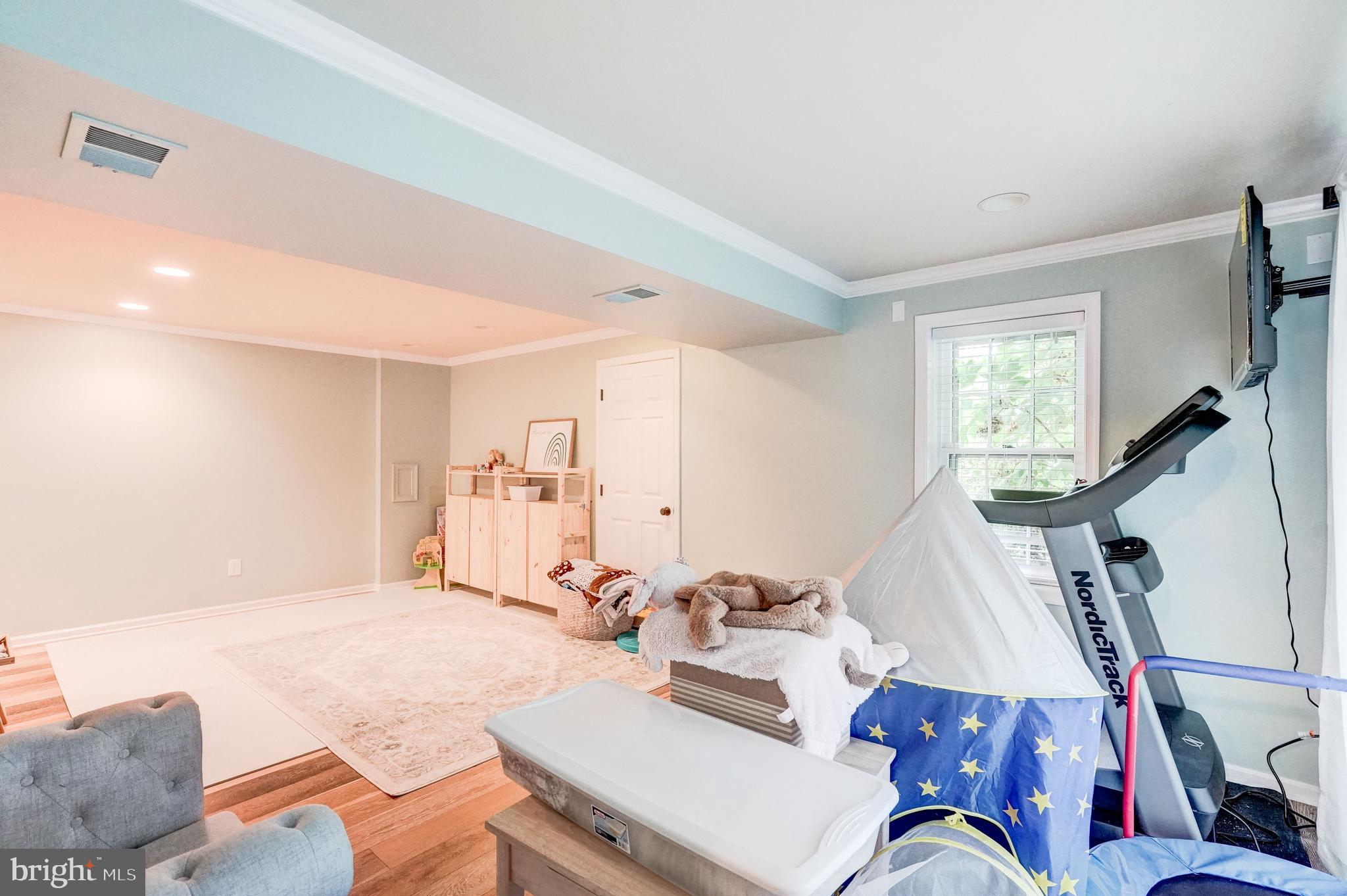 11697 Stockbridge Lane Reston, VA 20194 - Photo 24 of 34