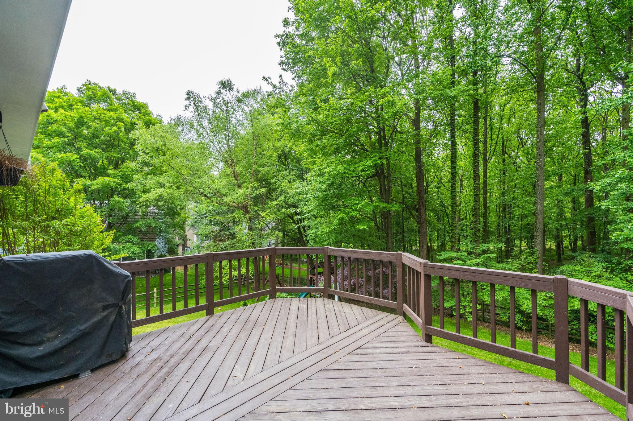 11697 Stockbridge Lane Reston, VA 20194 - Photo 28 of 34
