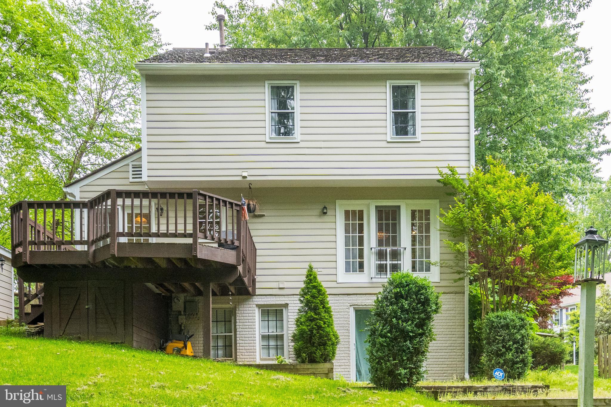 11697 Stockbridge Lane Reston, VA 20194 - Photo 33 of 34
